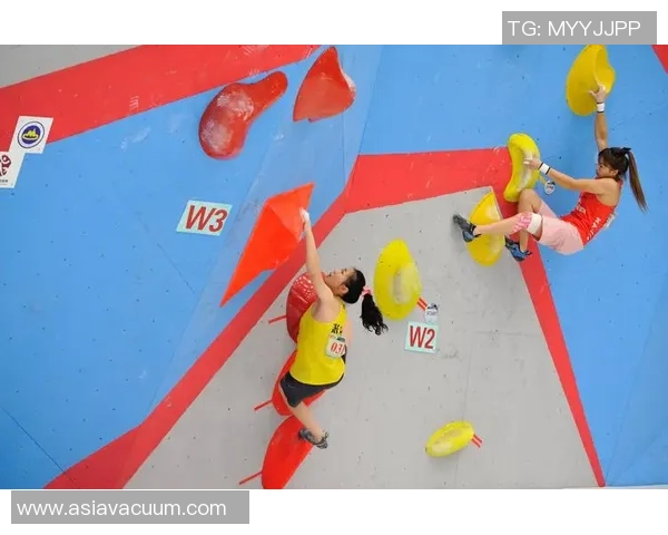 成都攀岩队在攀岩联赛中的拼搏历程与荣耀时刻全景回顾